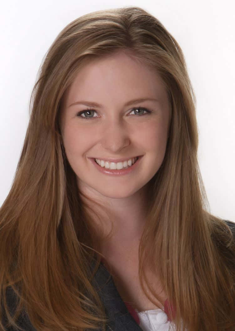 Customer Feedback professional headshot smiling woman xb0f9qhxt6qbm3go